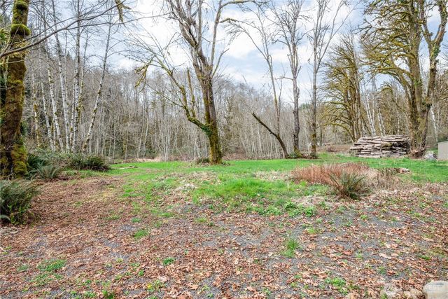 1955 Abernathy Creek Road, Longview, WA 98632