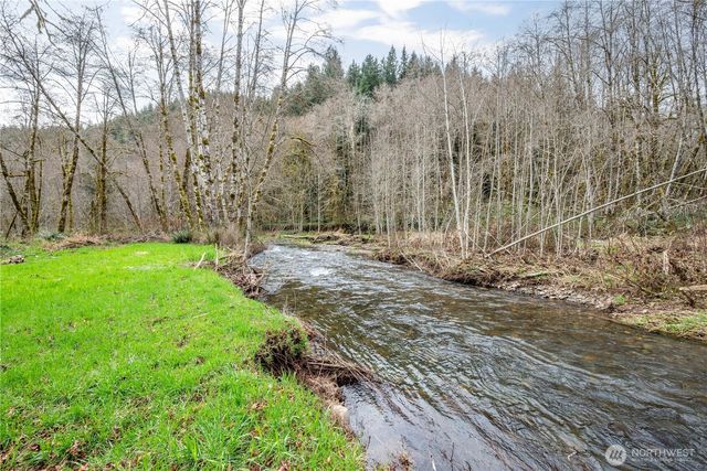 1955 Abernathy Creek Road, Longview, WA 98632