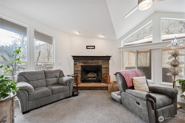 1955 Abernathy Creek Road, Longview, WA 98632