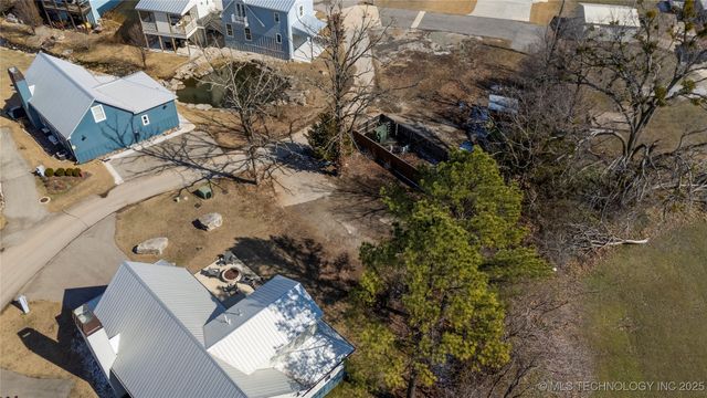 37220 S Cliff Crest Drive, Langley, OK 74301