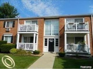 2405-E TORQUAY AVE APT 214, Royal Oak, MI 48073