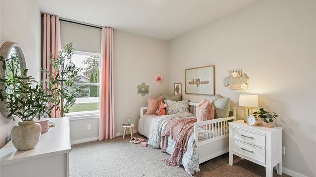 817 2nd Street NE, Altoona, IA 50009