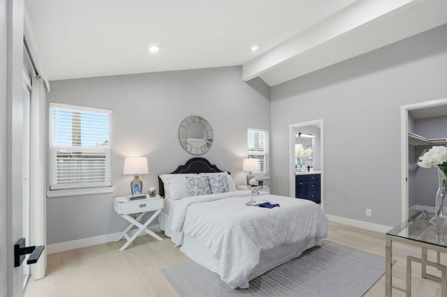 2121 Francis Avenue, Santa Clara, CA 95051