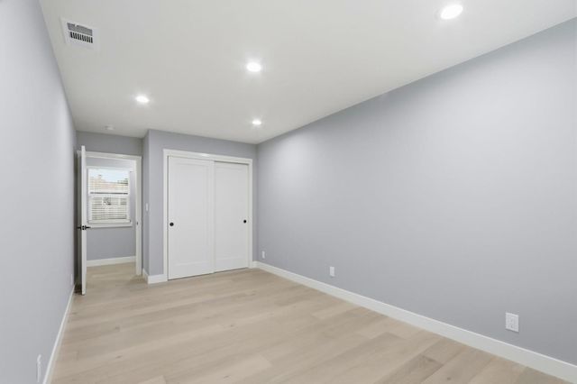 2121 Francis Avenue, Santa Clara, CA 95051