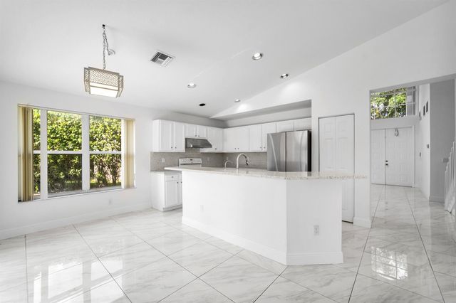 7678 NW 59th Way, Parkland, FL 33067