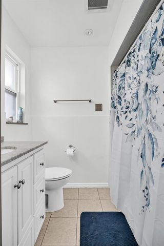 2796 FOREST PARKWAY S, Largo, FL 33771