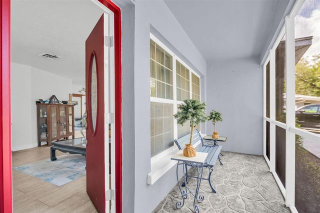 2796 FOREST PARKWAY S, Largo, FL 33771