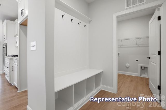 8422 Acadia Parkway, Sherrills Ford, NC 28673
