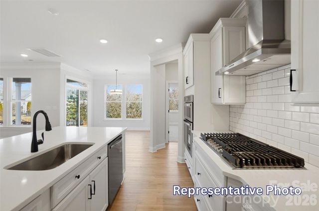 8422 Acadia Parkway, Sherrills Ford, NC 28673