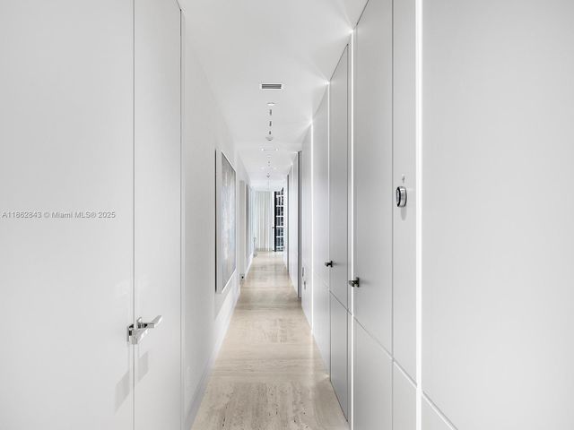 19575 Collins Ave 9, Sunny Isles Beach, FL 33160