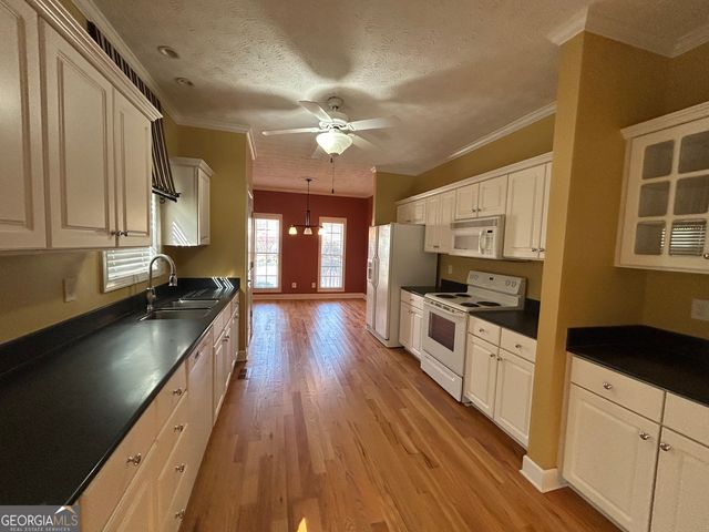 111 Hanbury Lane, Peachtree City, GA 30269