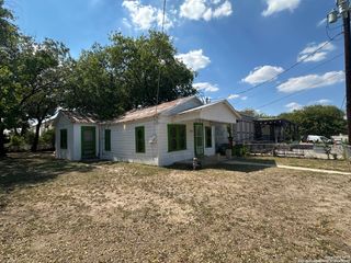 310 E Lachapelle, San Antonio, TX 78204