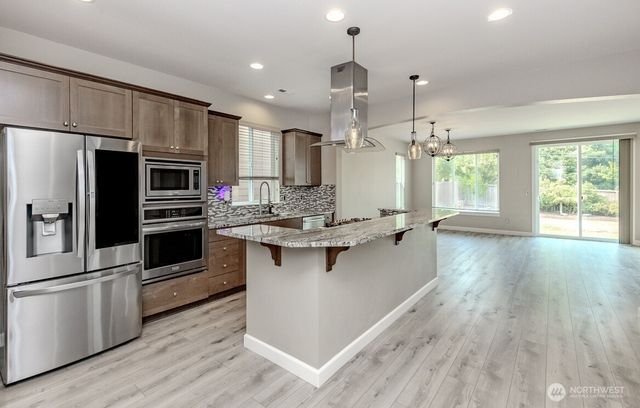 2126 SW 344th Court, Federal Way, WA 98023