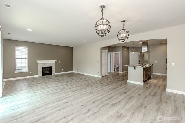2126 SW 344th Court, Federal Way, WA 98023