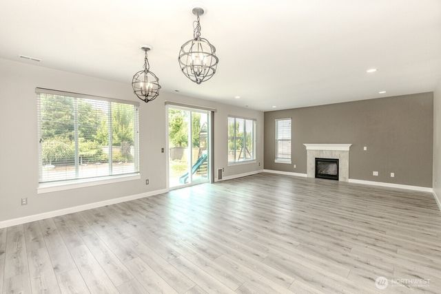2126 SW 344th Court, Federal Way, WA 98023
