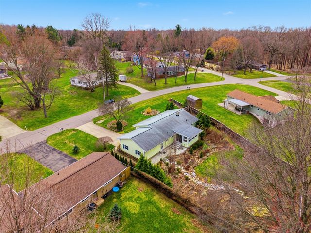 3914 Harwich Lane, Jackson, MI 49201