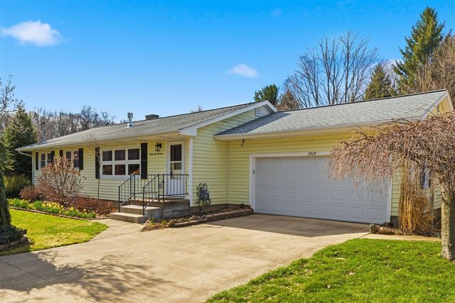 3914 Harwich Lane, Jackson, MI 49201