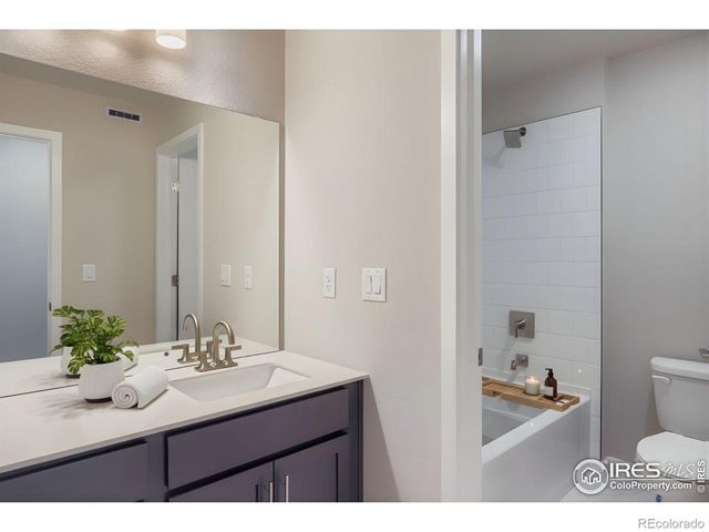 2858 Bear Springs Circle, Longmont, CO 80503