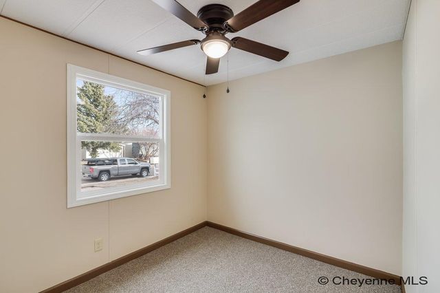2400 HELEN AVE, Cheyenne, WY 82009