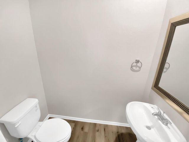 405 Mohawk Drive, Conroe, TX 77316