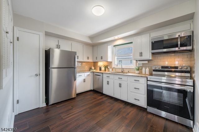 777 Springfield Ave 1, Summit City, NJ 07901