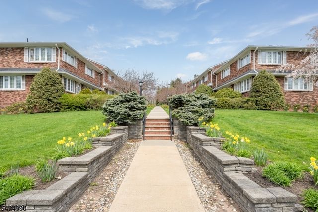 777 Springfield Ave 1, Summit City, NJ 07901