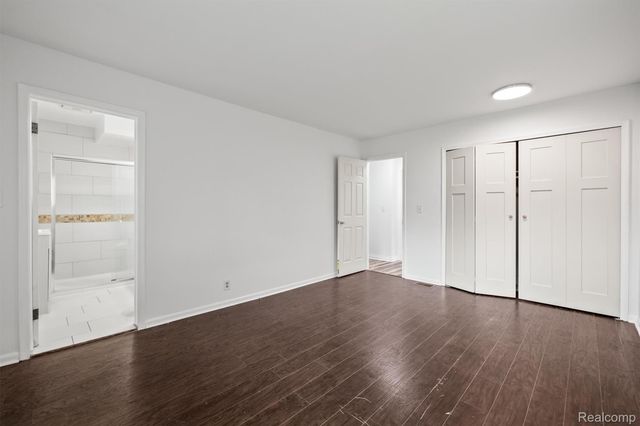 11215 Chippewa Drive, Warren, MI 48093