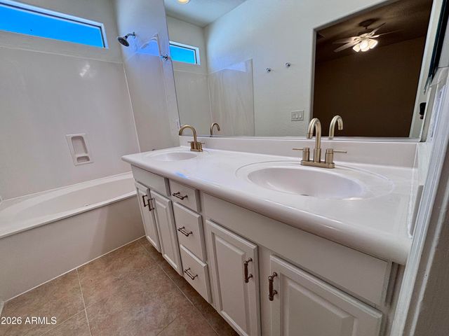 5606 W ST ANNE Avenue, Laveen, AZ 85339