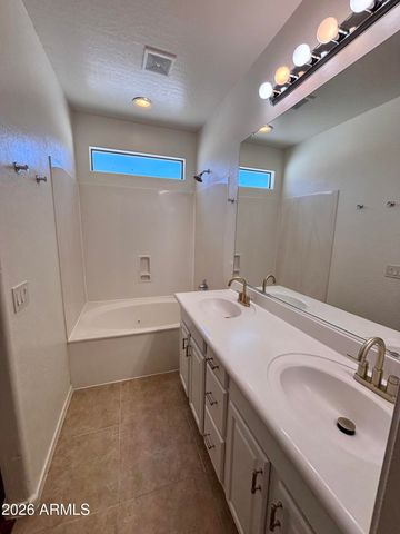 5606 W ST ANNE Avenue, Laveen, AZ 85339