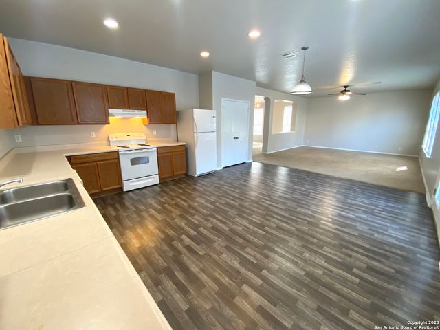 7603 DUELING OAK, San Antonio, TX 78254