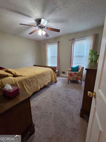 2710 Phillips Drive SW, Marietta, GA 30064