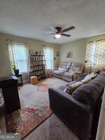 2710 Phillips Drive SW, Marietta, GA 30064