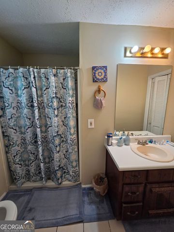 2710 Phillips Drive SW, Marietta, GA 30064