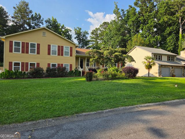 2710 Phillips Drive SW, Marietta, GA 30064
