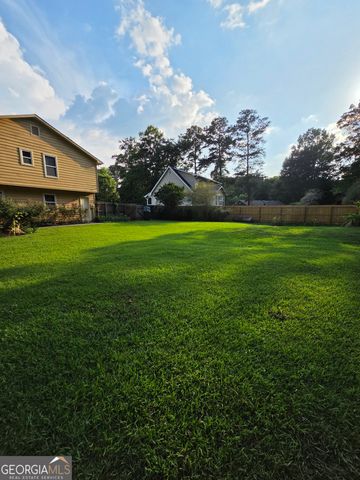 2710 Phillips Drive SW, Marietta, GA 30064