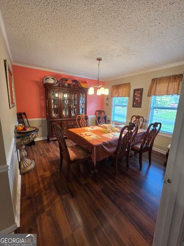 2710 Phillips Drive SW, Marietta, GA 30064