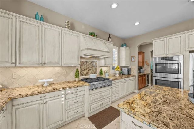 22349 Amber Eve Drive, Corona, CA 92883