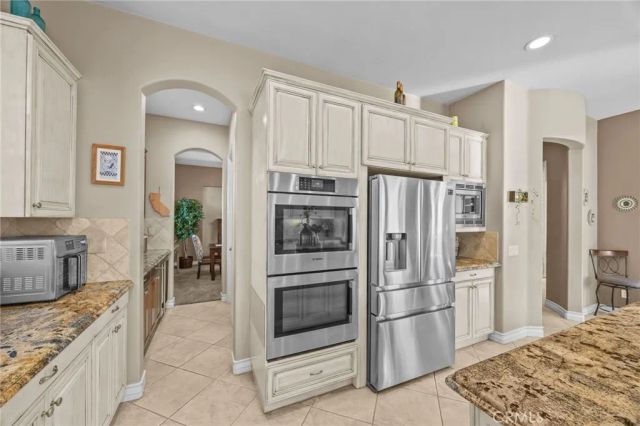 22349 Amber Eve Drive, Corona, CA 92883