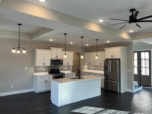 565 HOLDEN DR E, Cordova, TN 38018