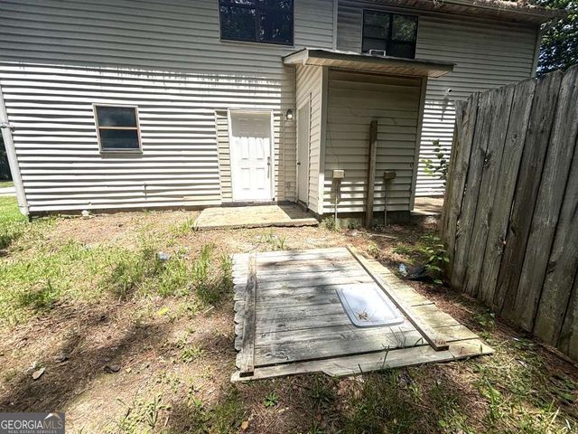 906 Silverwood Drive, Atlanta, GA 30349