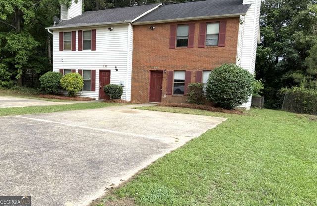 906 Silverwood Drive, Atlanta, GA 30349