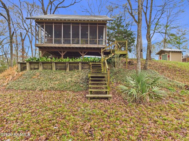 1022 S River Drive, Arnaudville, LA 70512