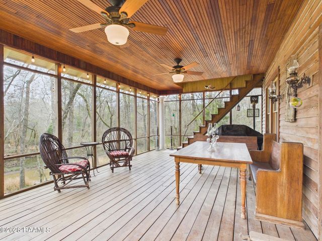 1022 S River Drive, Arnaudville, LA 70512