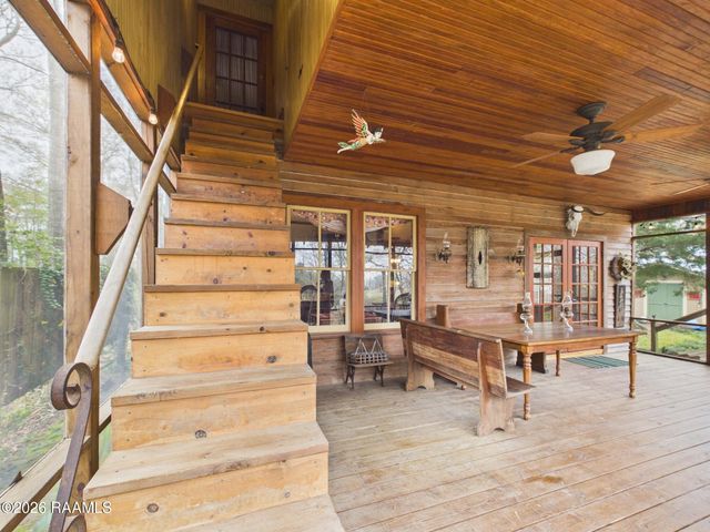 1022 S River Drive, Arnaudville, LA 70512