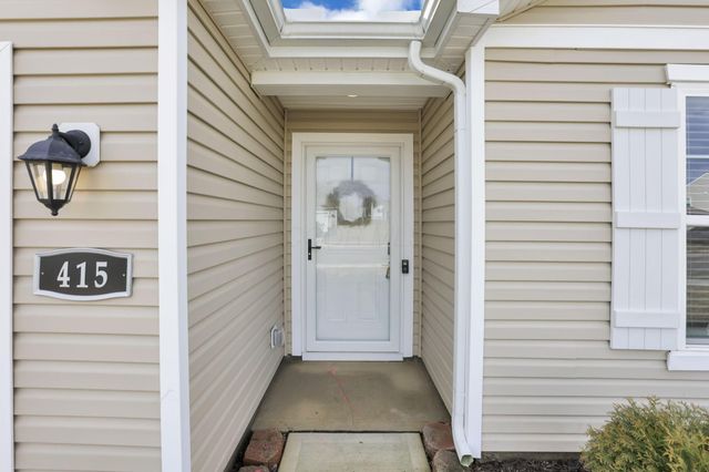 415 St James Gate, Newark, OH 43055