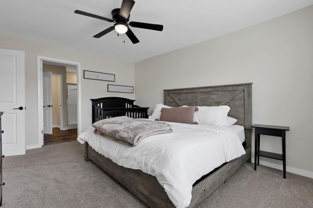 415 St James Gate, Newark, OH 43055