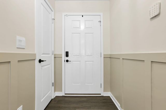 415 St James Gate, Newark, OH 43055