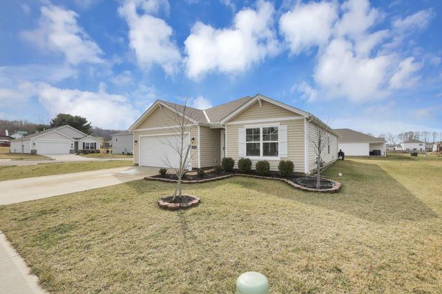 415 St James Gate, Newark, OH 43055