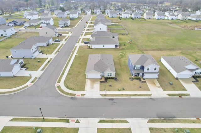 415 St James Gate, Newark, OH 43055