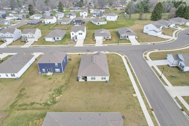 415 St James Gate, Newark, OH 43055